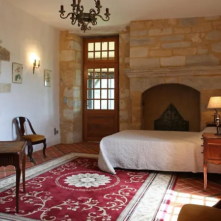 Maison Des Sarrasins Feriehus