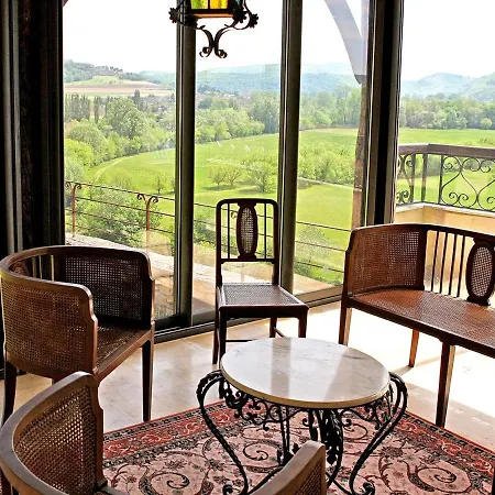 Maison Des Sarrasins *