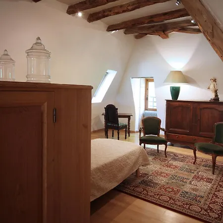 Maison Des Sarrasins *